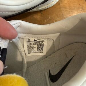 Nike White Leather Sneaker with Black Swoosh Insole